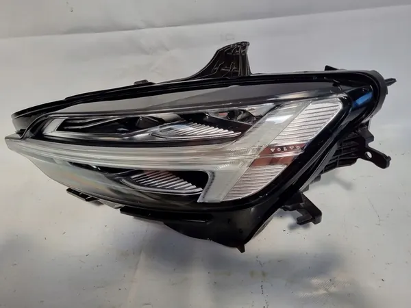 Volvo V60 II S60 Vasemman Puolen Lamppu 32314189 image 2