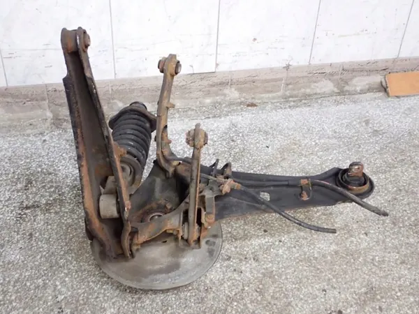 OEM ZWROTNICA PIASTA LEWY TYŁ 4X4 Mitsubishi Eclipse Cross image 5
