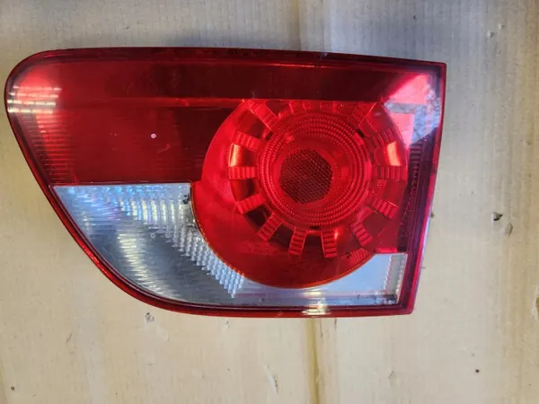 Seat Altea XL Achterlamp OEM 5P8945096A Gebruikt image 8
