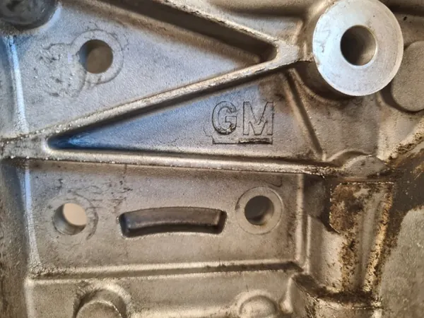 Oljepump kamtäckslock OEM 55556428 för Opel 1.6 image 5