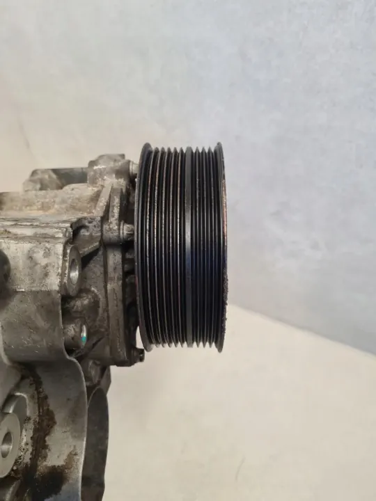 Oljepump kamtäckslock OEM 55556428 för Opel 1.6 image 9