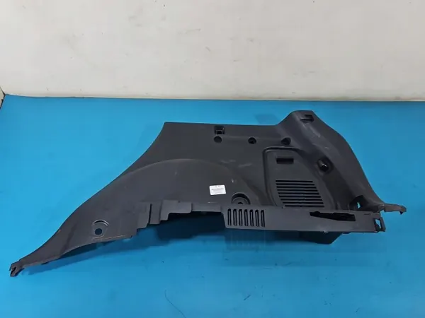 Garniture coffre droit OEM 64730-42092 pour Toyota RAV4 IV image 2