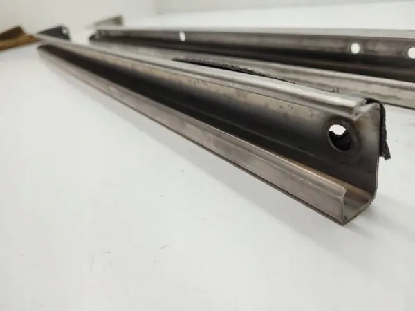 Führungsschiene Schiebetür Rechts OEM A6397600335 image 3