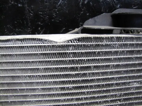 Radiador Nissan NV200 2012 21480-BJ40A image 3