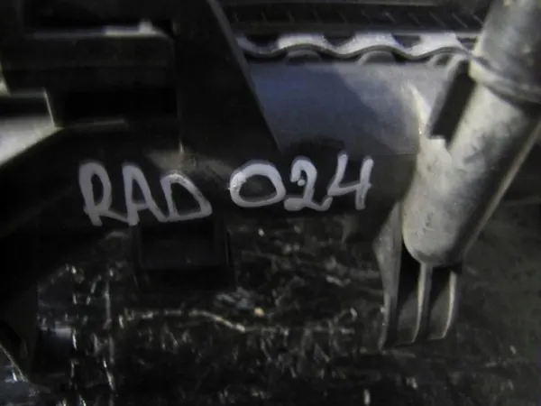 Radiador Nissan NV200 2012 21480-BJ40A image 7