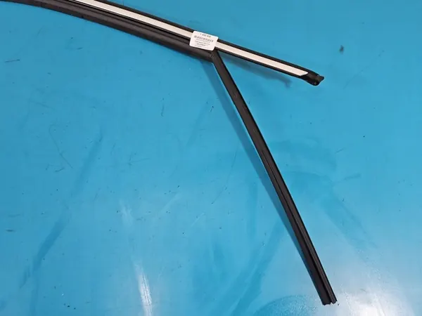 Garniture Porte Avant Droite Skoda Superb III OEM 3V0837432 image 3