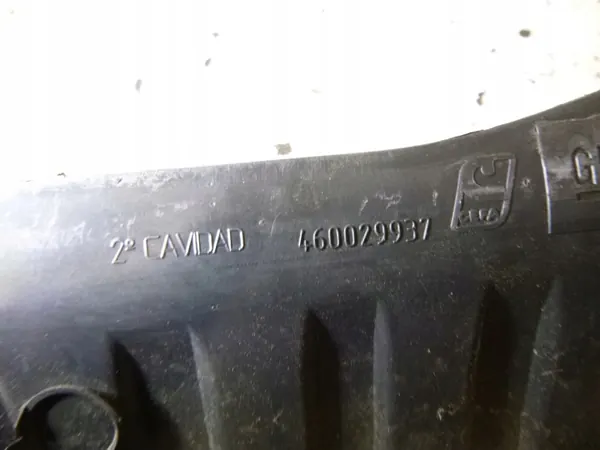 Opel OE 09116435 Gebruikte Plastic Voorruitrand image 10