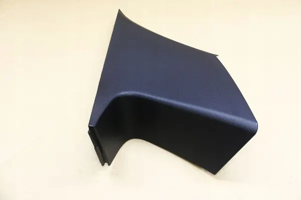 BMW OEM 7396411 Linke Heckpfeilerabdeckung - Gebraucht image 4