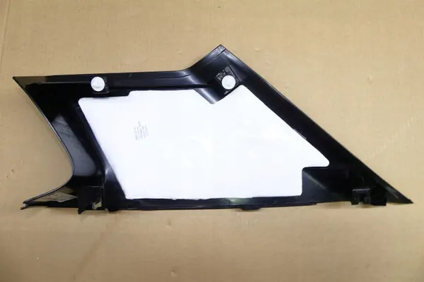 BMW OEM 7396411 Linke Heckpfeilerabdeckung - Gebraucht image 6