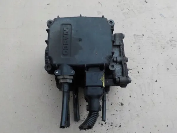 EBS-modulatorklep OEM 1867005 Voor DAF XF 106 image 6