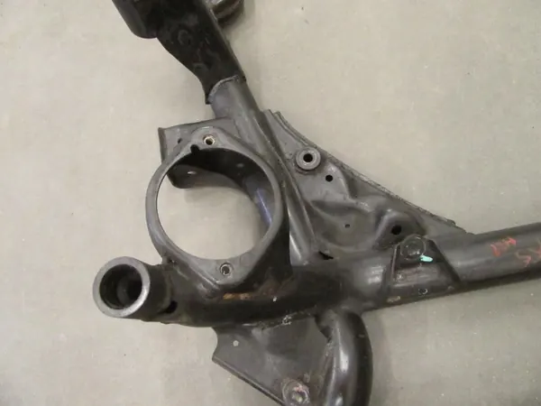 OEM 31 10 1095578 Etujousipalkki BMW X5 E53 image 10