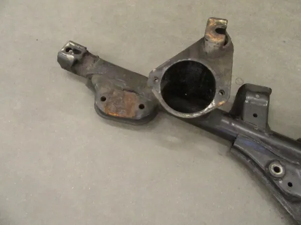 OEM 31 10 1095578 Etujousipalkki BMW X5 E53 image 8