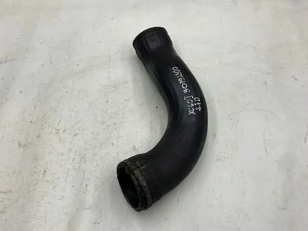 VOLVO V70 S80 XC60 XC70 2.4D Tuyau Intercooler Turbo image 4