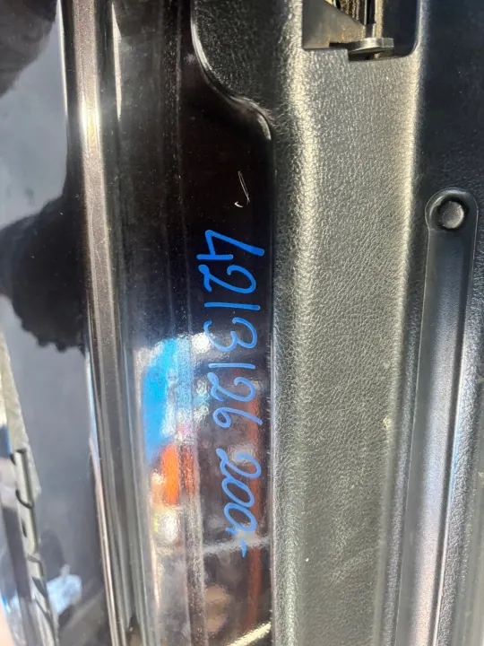Achterklep OEM KLAPA BAGAZNIKA voor Land Rover Discovery IV image 8