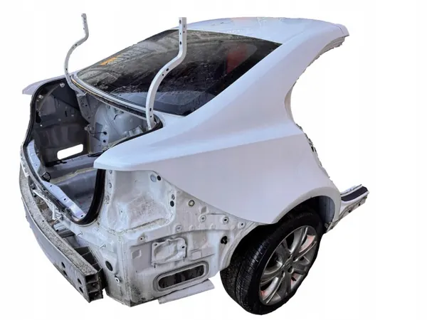 Lexus IS 300H Heckstoßstange OEM IS 300H TYŁ PAS TYLNY image 3