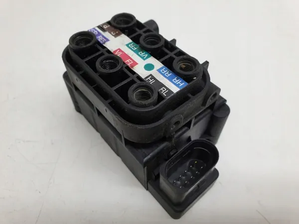 Distributeur de Soupapes Audi A8 D4 OEM 4H0616013D image 3