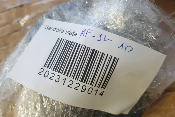 Koelvloeistofreservoirdeksel AUDI A3 1.6L 1J0121321B image 3