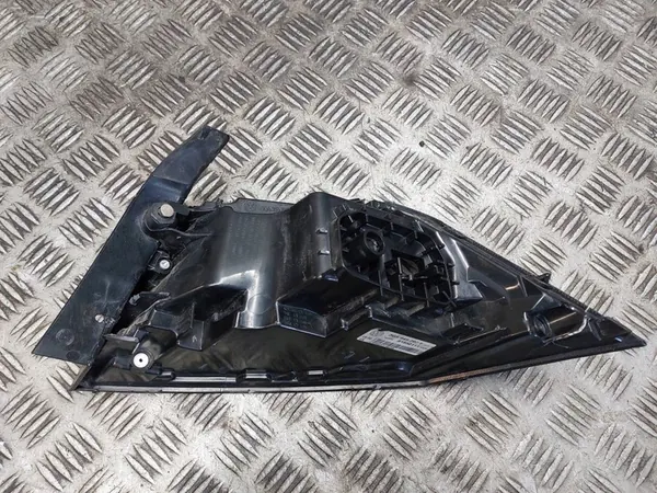 Luz LED Trasera Izquierda Volkswagen Passat B8 Lift 3G5945207F image 6