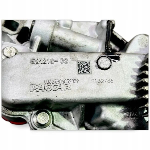 Bomba de óleo motor DAF OEM 2132736 - Usada image 5