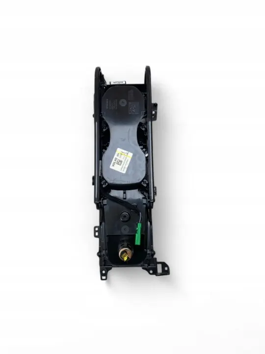 Volvo XC90 Bekerhouder OEM 31389958 Dashboard image 6