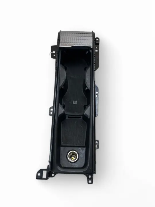 Volvo XC90 Bekerhouder OEM 31389958 Dashboard image 8