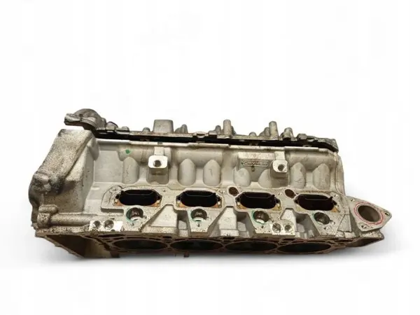 Audi A8 S8 D4 Sylinterikansi OEM 079103404S image 4