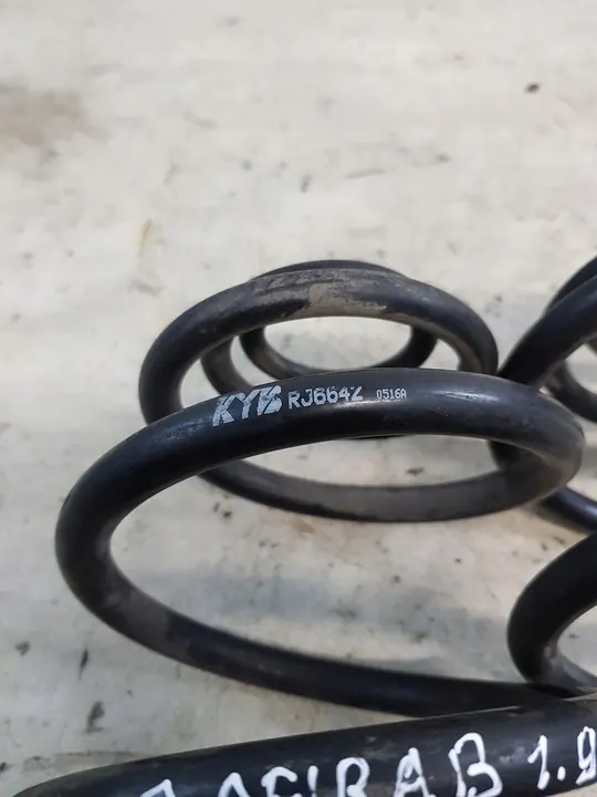 KYB RJ6642 Molas de Suspensão image 4