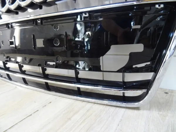 Grille Audi A7 2014+ OEM 4G8853651G LLU - Occasion image 5