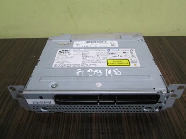 BMW OEM 8792167 Radio Head Unit - Professionele Media image 2