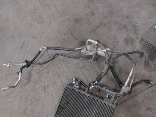 Condenseur AC & Tuyaux OEM 3B0260401 pour Passat B5 FL image 6