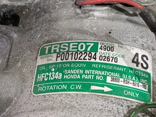 Compresseur A/C OEM 38800-RSH-E010-M2 Honda Civic VIII image 3