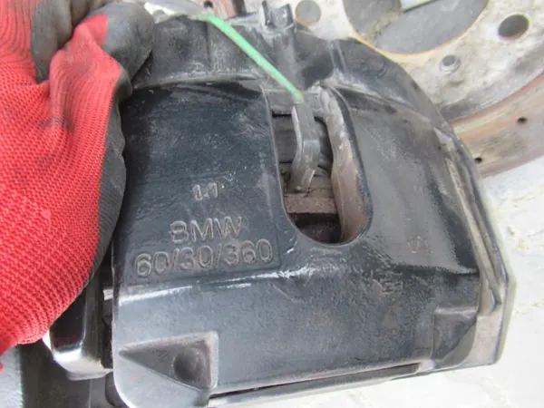 Bromsskivor & Bromsok OEM 123456 för BMW M3 image 5