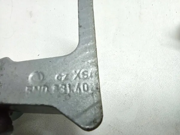 OEM 5N0837402 Ovensarana Skoda Superb II Oikea Etu image 3