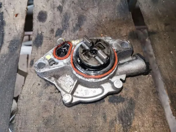 Bomba de vacío OEM 9658398080 para Peugeot 207 1.4L Diésel image 2