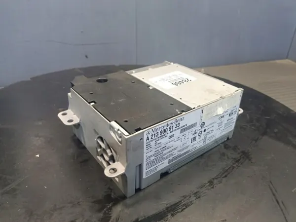 Radio Navi Mercedes W213 OEM 2139009133 - Usado image 2