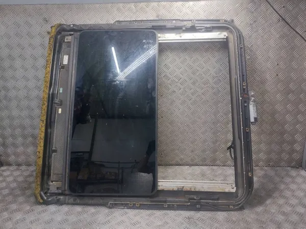 Techo solar usado OEM 2037800440 para Mercedes-Benz W203 Sedán image 2
