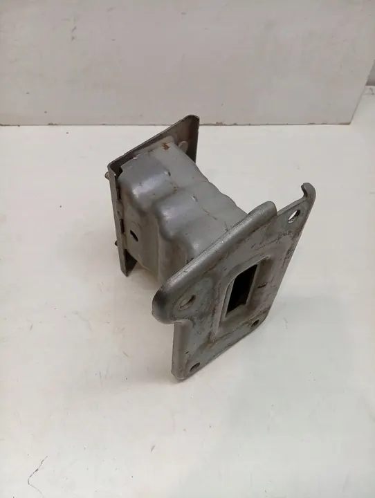 Renault OE 622117171R Puskuri image 2