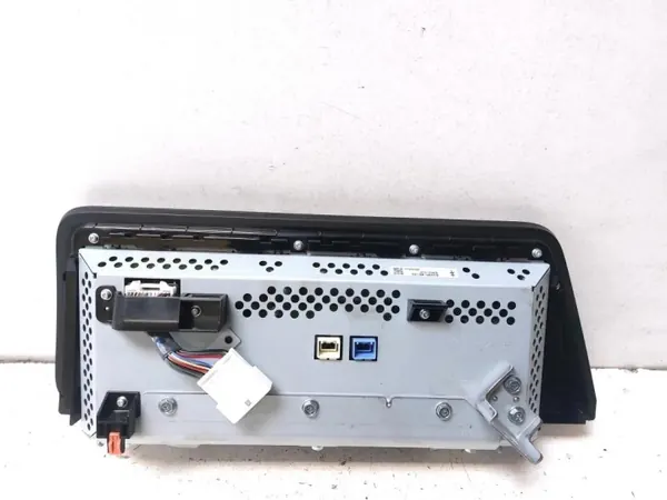 OEM 8329048120 Lexus RX navigointinäyttö 4.5L 2020 image 3