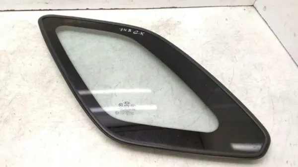 OEM 878101F000 linker achterruit Kia Sportage image 2