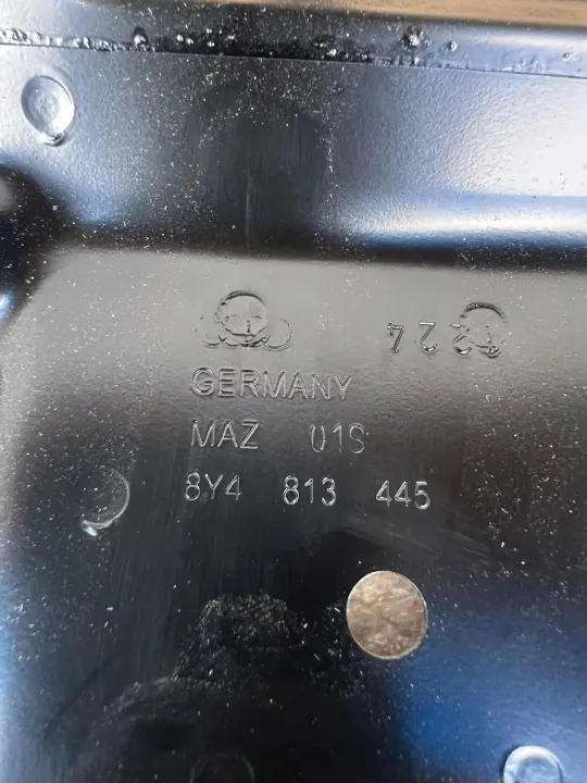 Audi A3 8Y4813445 Heckstoßstange - OEM Teil image 5