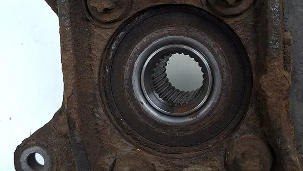 2019 Jeep Compass Takapyörän napa image 4