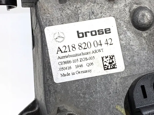 OEM A2189002002 Mécanisme de coffre Mercedes W218 image 5
