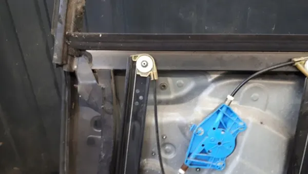OEM 7L6839729c Vänster bakdörrram Audi Q7 image 9