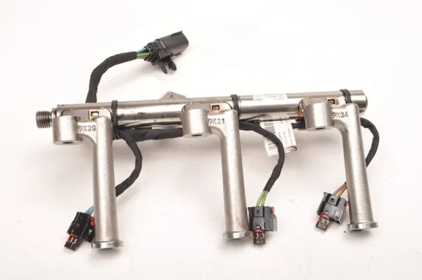 OEM 32257109 Rampe d'injection Volvo XC40 1.48L image 2