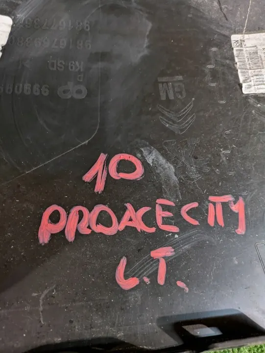 Vänster bakre stötfångarhörn Toyota Proace City OEM 9816769380 image 4