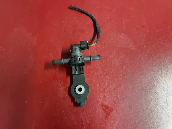Capteur de pression de carburant BMW X1 U11 2025 9897356 image 1