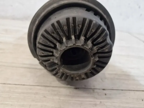 Taka-oikea ilmajousi OEM 971616026H Porsche Panamera image 4