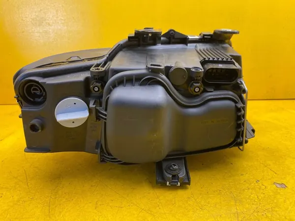 Audi A4 B6 Faros Delantero Izquierdo 8H0941003A image 4