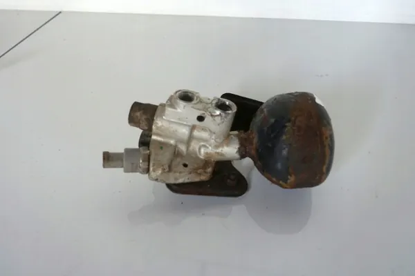 Válvula ABC Mercedes OEM 2203270231/215 Usado image 2
