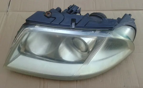 Farol esquerdo dianteiro OEM 3B0941015AK para VW Passat B5 image 2